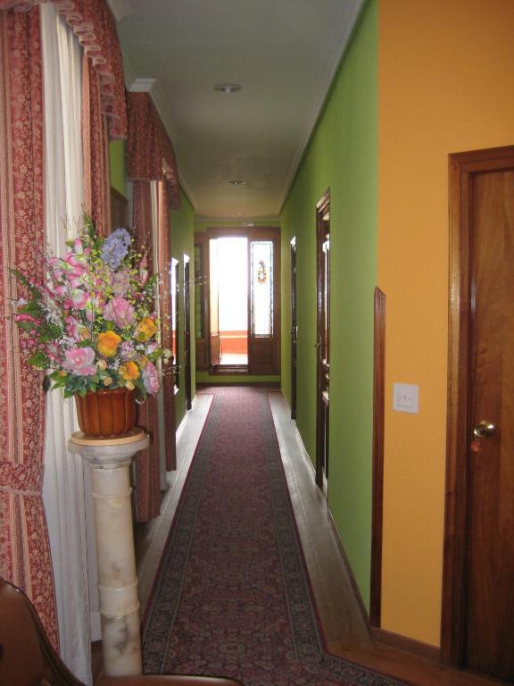 Hostal La Selecta Madrid Exterior foto